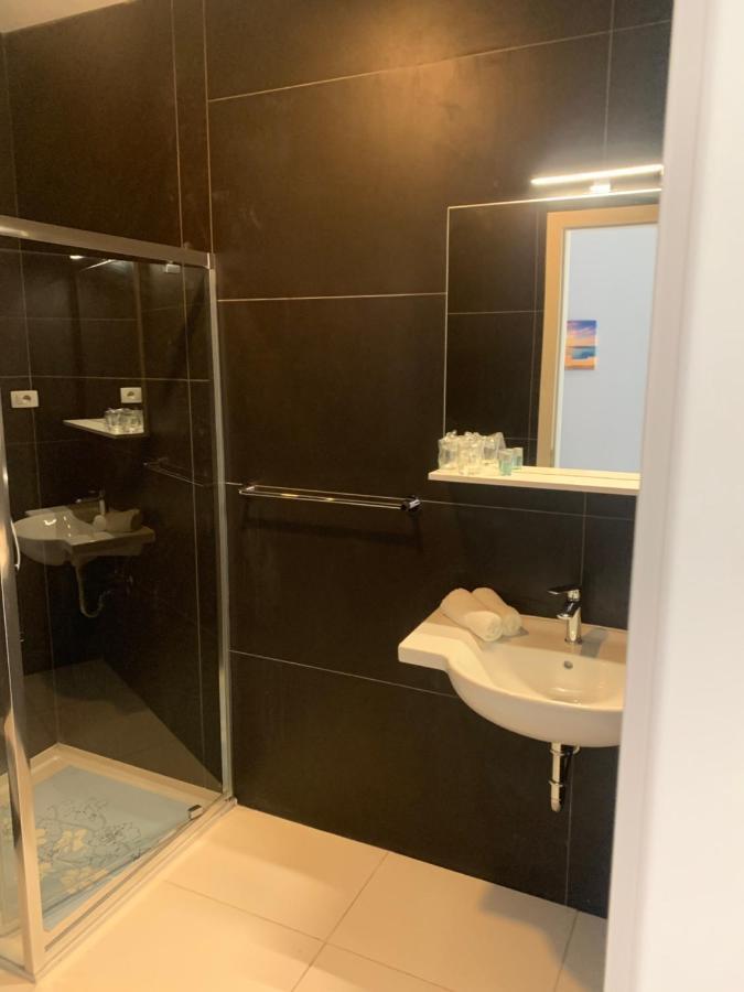 Hotel Elu Iris Split Dış mekan fotoğraf